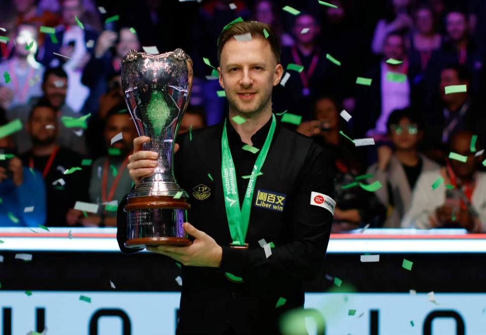 励着更多年 励着更多年